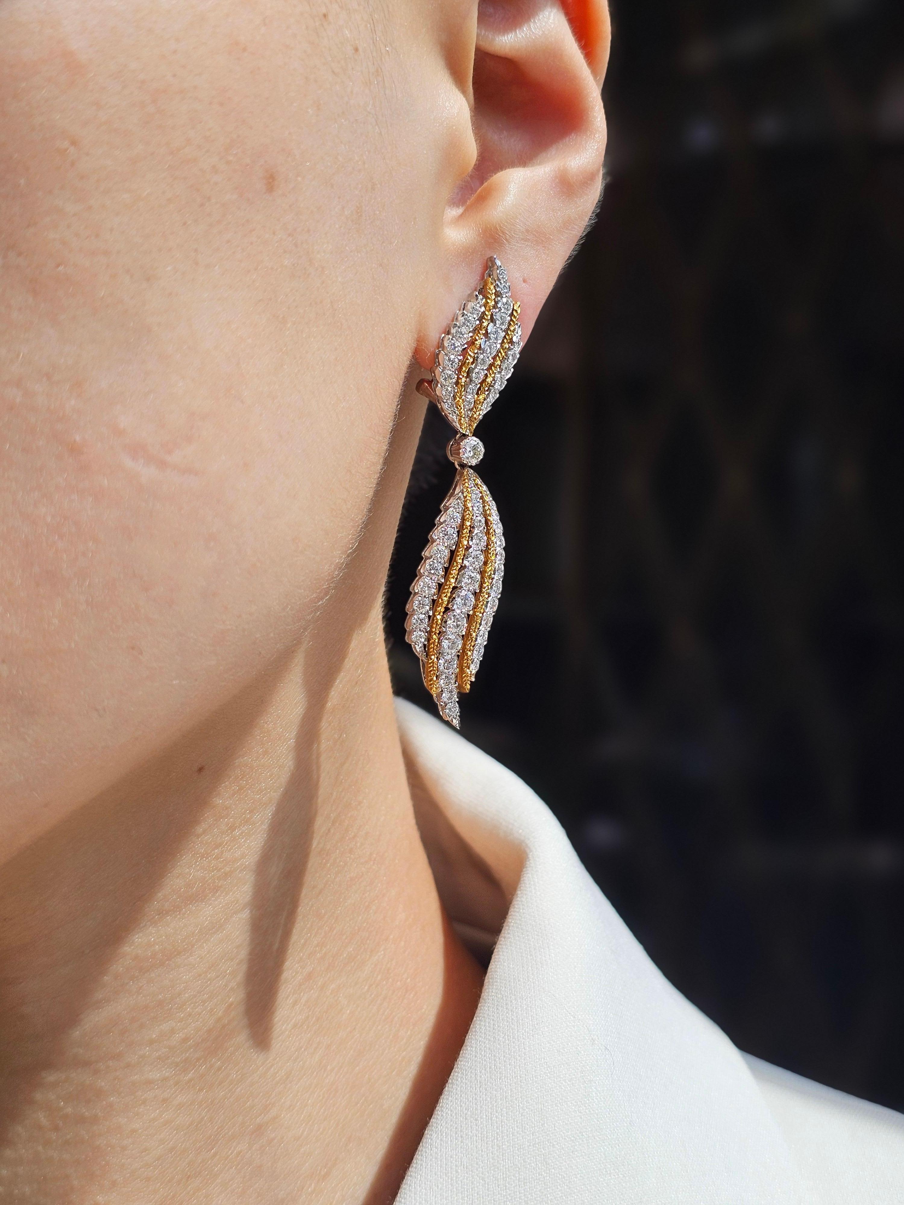 Donna Buccellati, Orecchini con diamanti in oro 18 carati in vendita