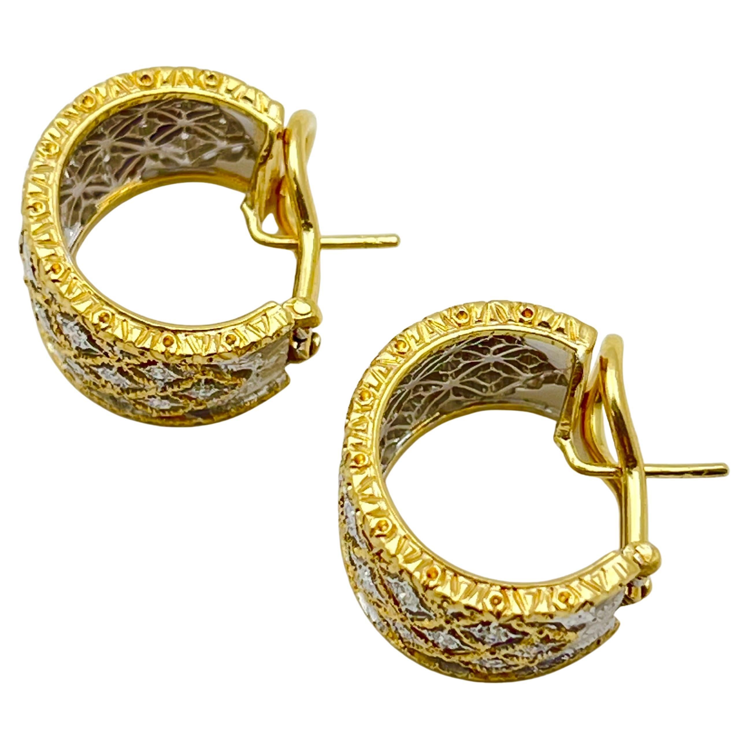 Taglio brillante Orecchini a cerchio con diamanti in oro 18k Buccellati in vendita