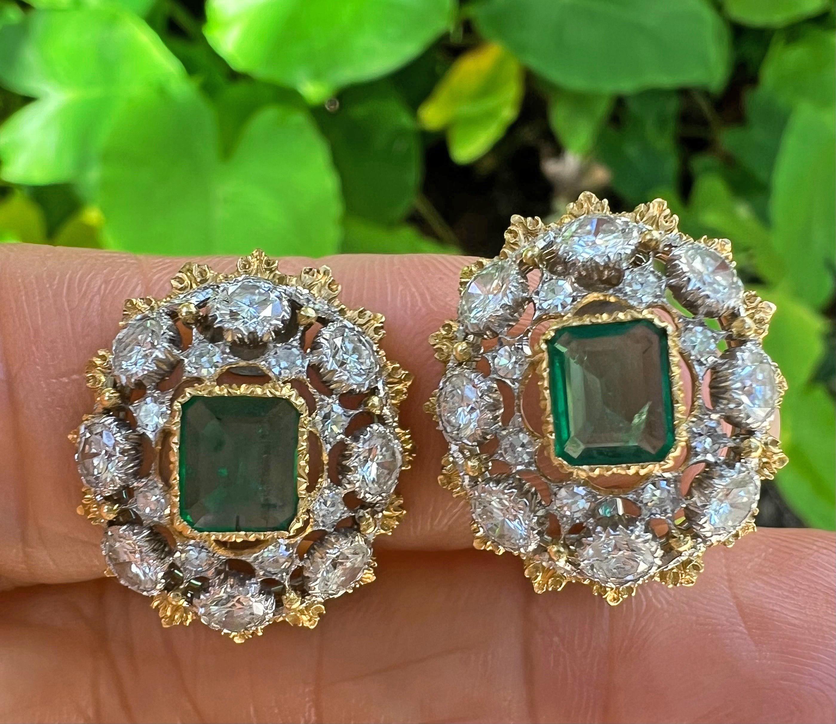 Orecchini a clip con diamante e smeraldo in oro 18k Buccellati in vendita 4