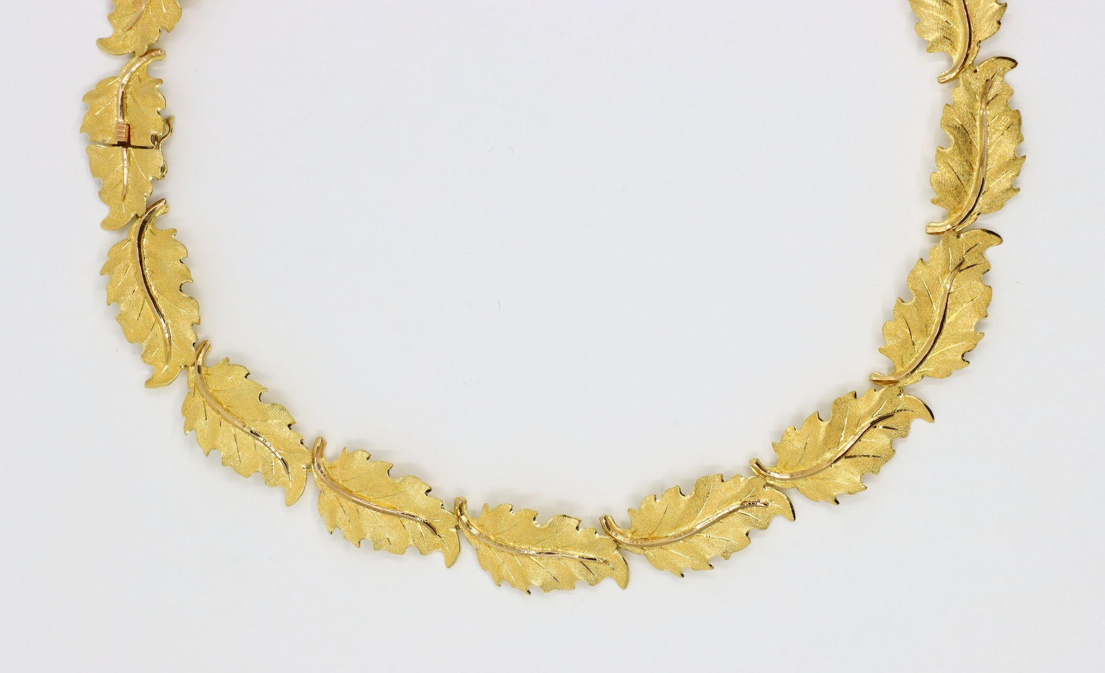 Women's or Men's Buccellati 18K Gold Leaf Motif Necklace