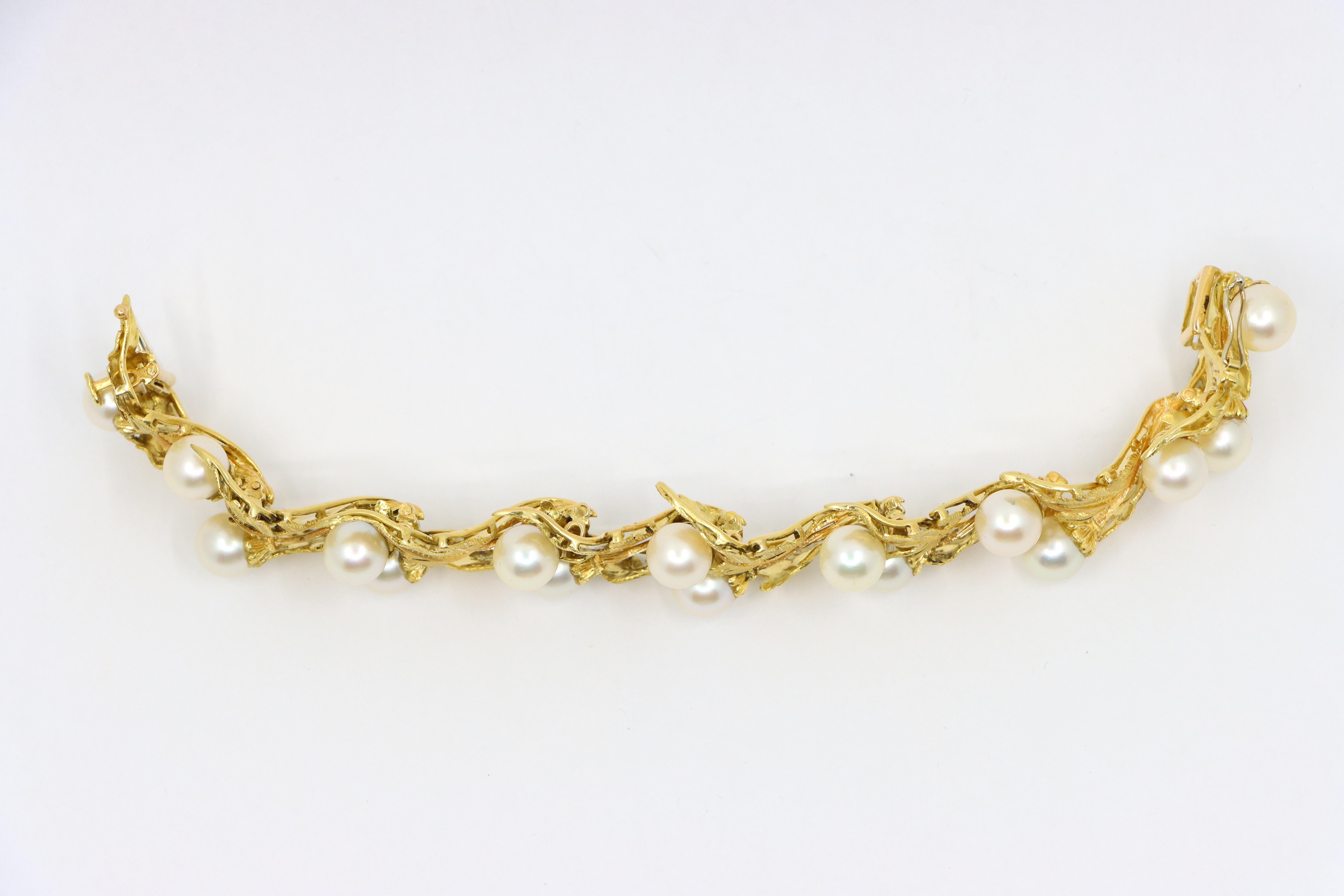 Buccellati 18K Gold Leaf Motif Pearl Bracelet 8