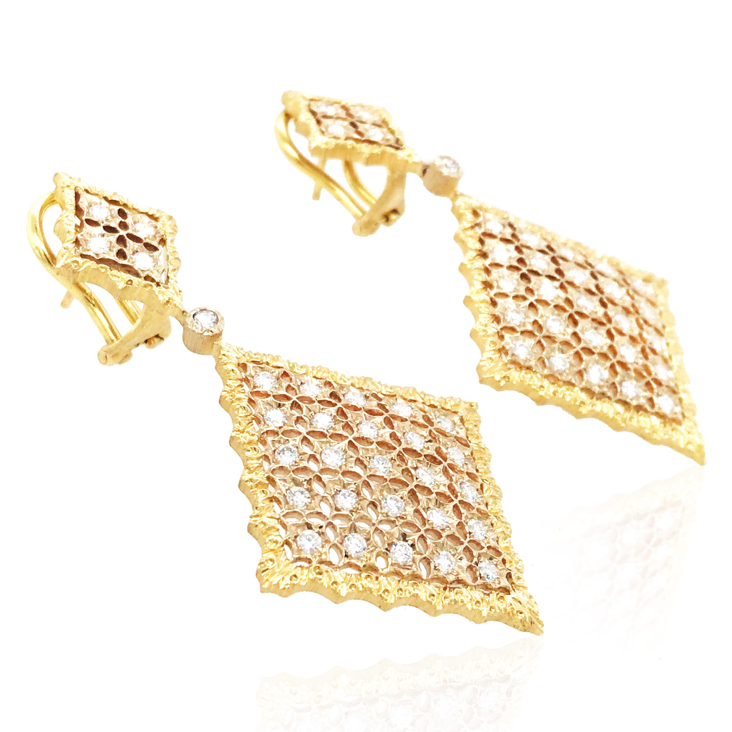 60 round diamonds total approx. 2.0ct. Stamp: 