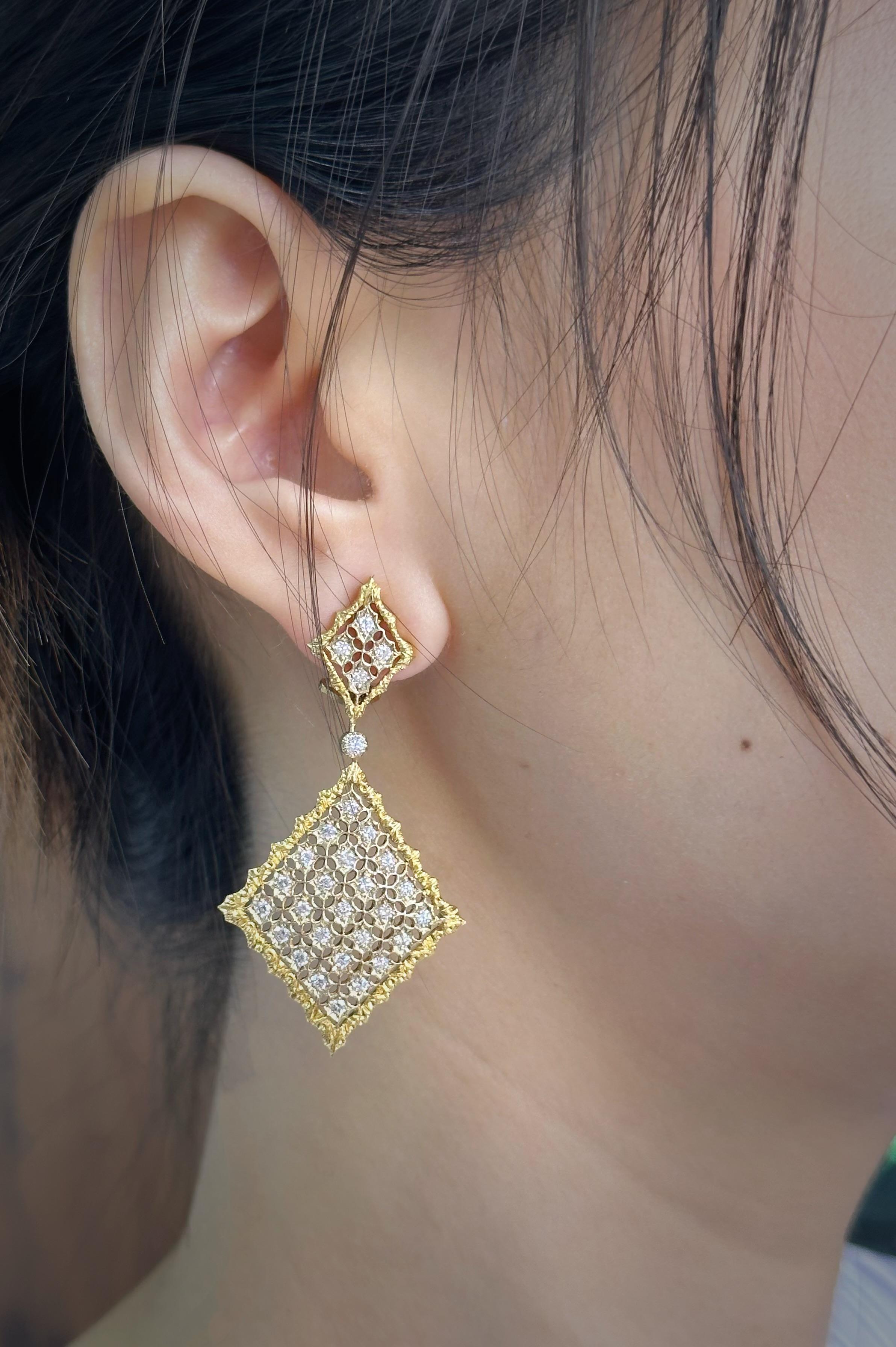 Buccellati, 18K Gold Rhombi Diamond Earrings For Sale 3
