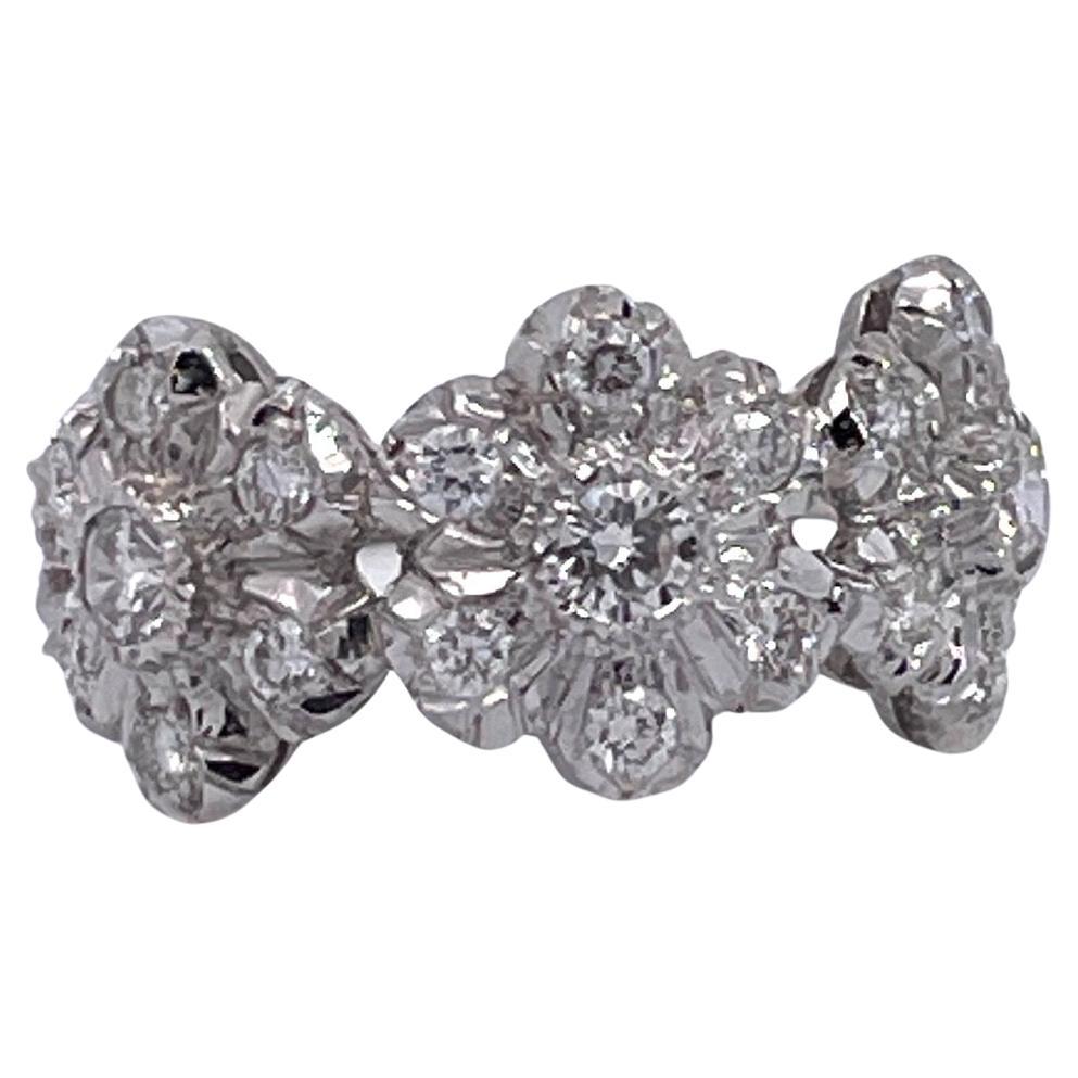 Buccellati 18K White gold Diamond 3 Blossom Ring For Sale