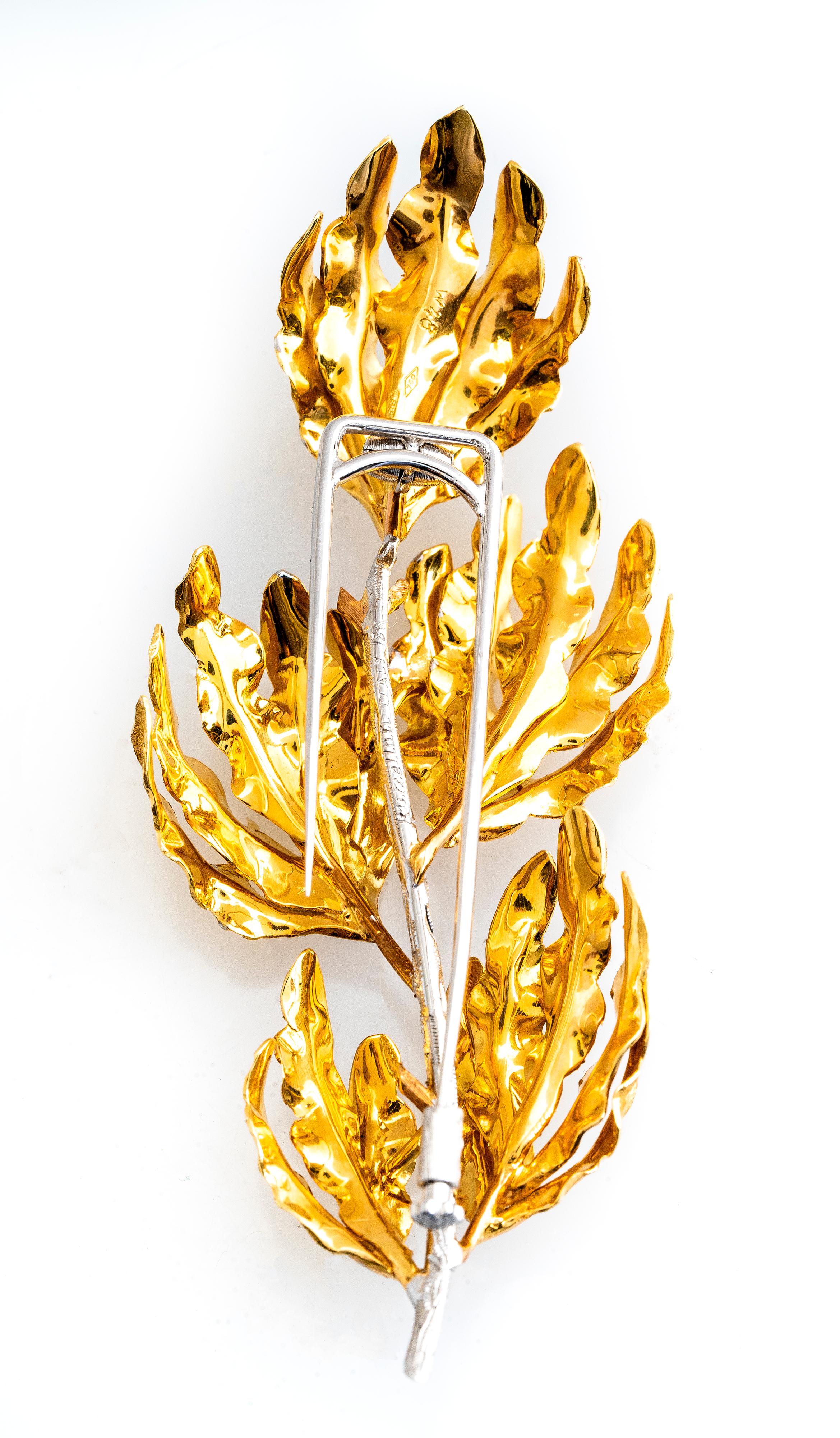 Women's or Men's Buccellati 18 Karat White and Yellow Gold Oak Leaf Brooch