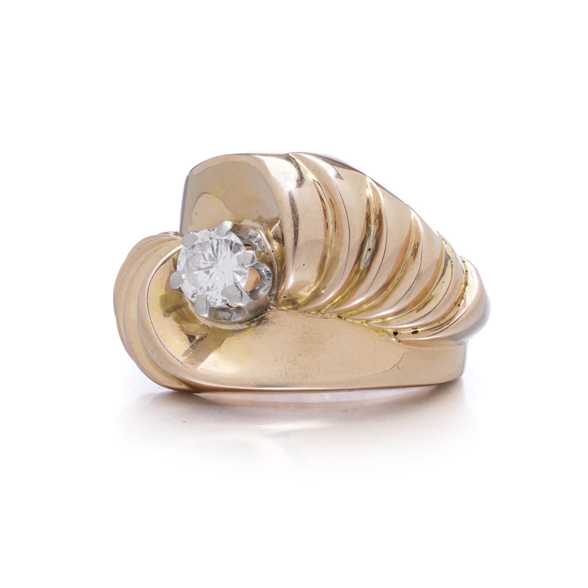 A refined and elegant diamond band ring by Buccellati, crafted in rich 18 karat yellow gold with the brand’s signature artisanal texture and refined detailing. This substantial band features finely pavé-set round brilliant-cut diamonds totalling