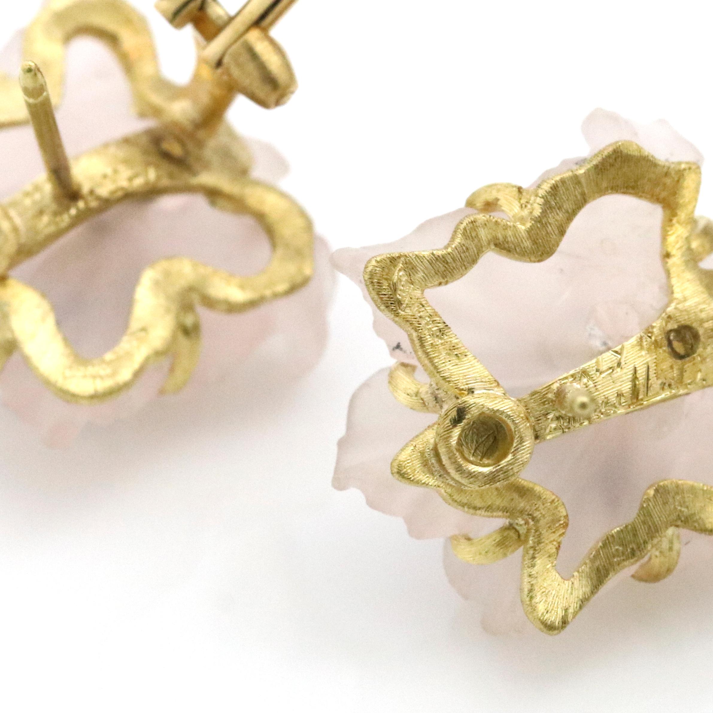 Buccellati 18 Karat Yellow Gold Carved Rose Quartz Sapphire Flower Stud Earrings For Sale 1