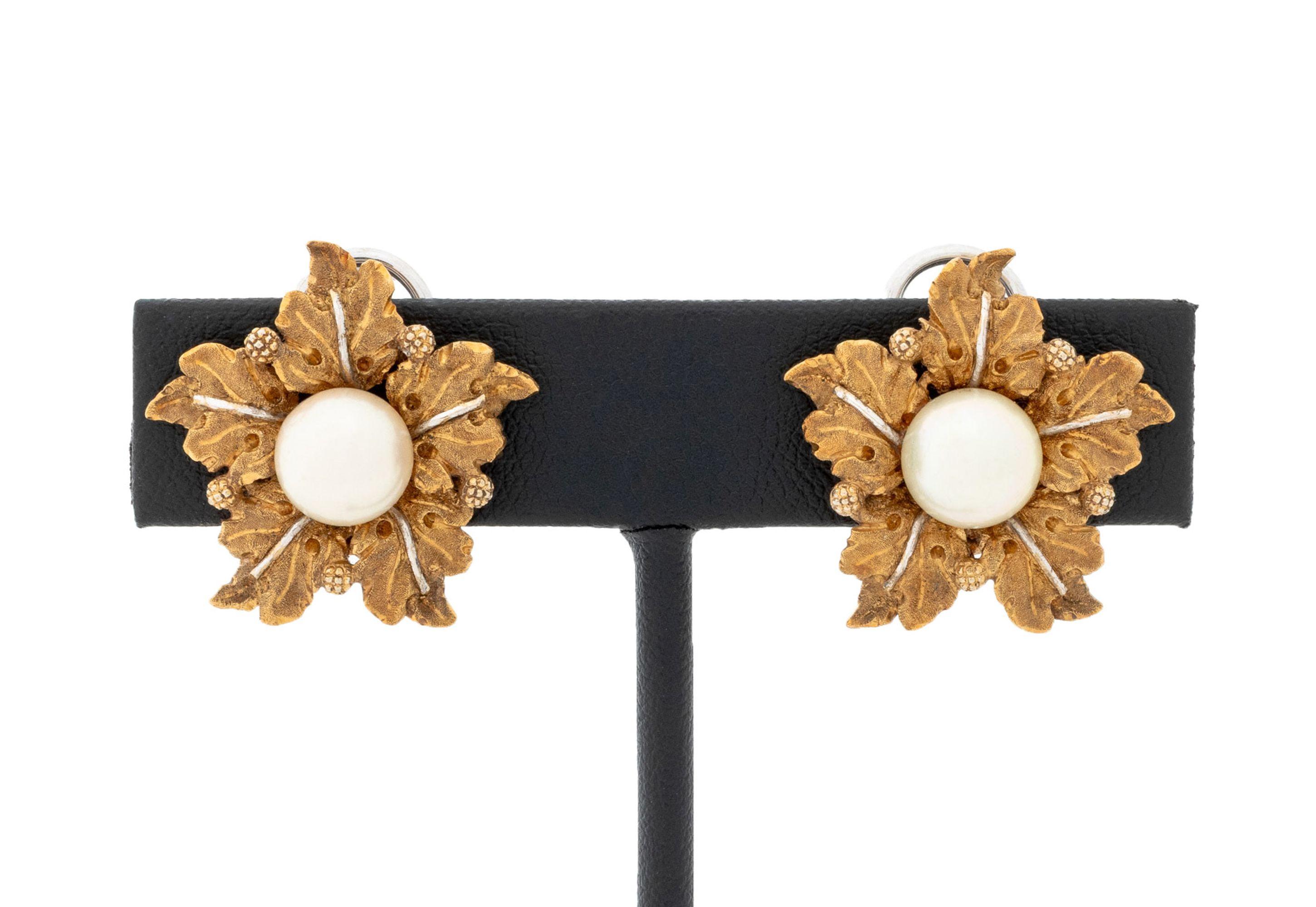 Orecchini di perle in oro giallo e bianco 18 carati di Buccellati in vendita 1