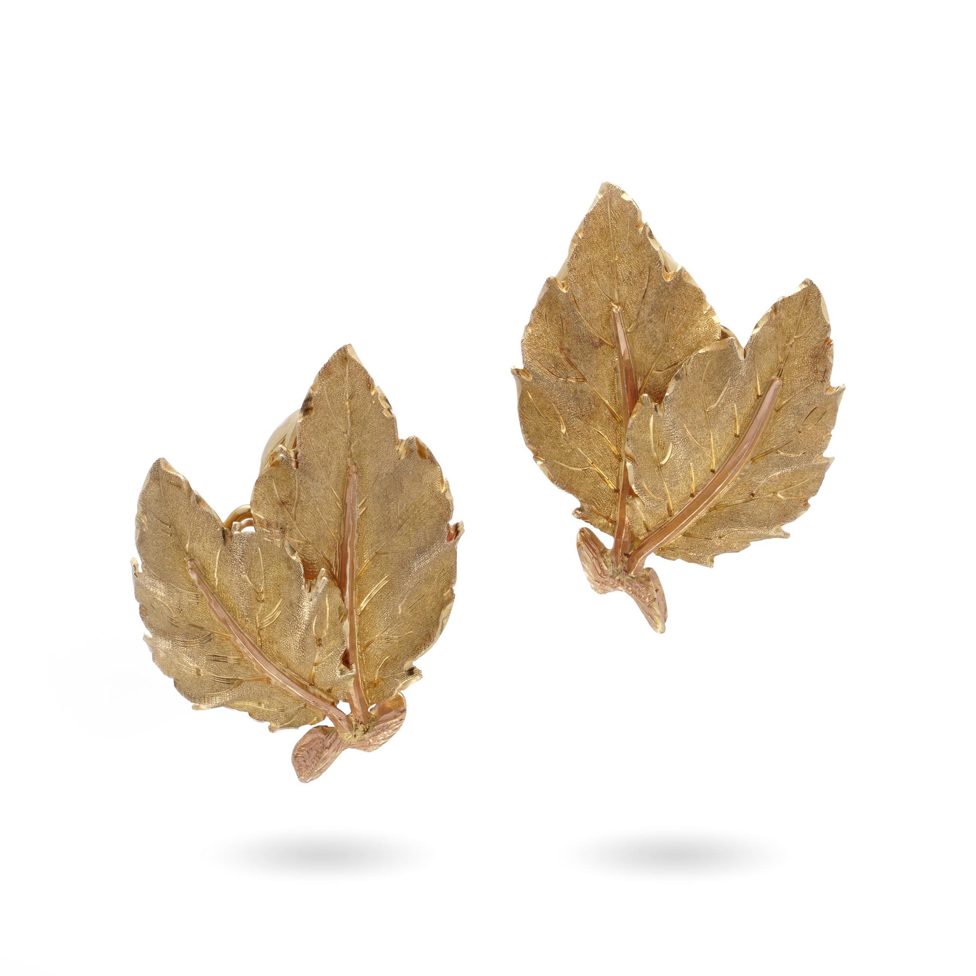 Buccellati - Boucles d'oreilles à pince en or 18 carats avec feuille en vente 2