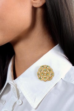 Buccellati 1960's Emerald Pearl 18 Karat Yellow Gold Vintage Flower Brooch