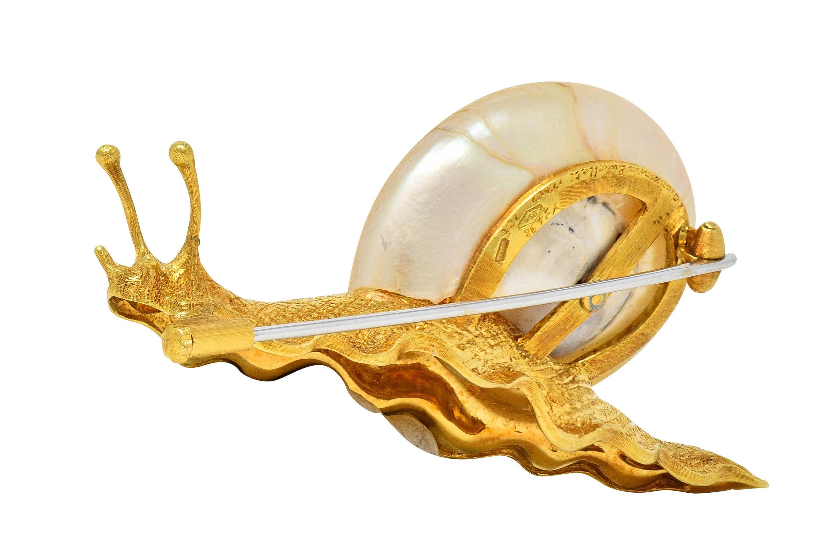 Buccellati 1960s Mother-Of-Pearl 18 Karat Gold Vintage Snail Brooch 1