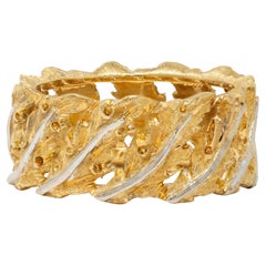 Buccellati 1970's 18 Karat Two-Tone Yellow White Gold Vintage Leaf Ring