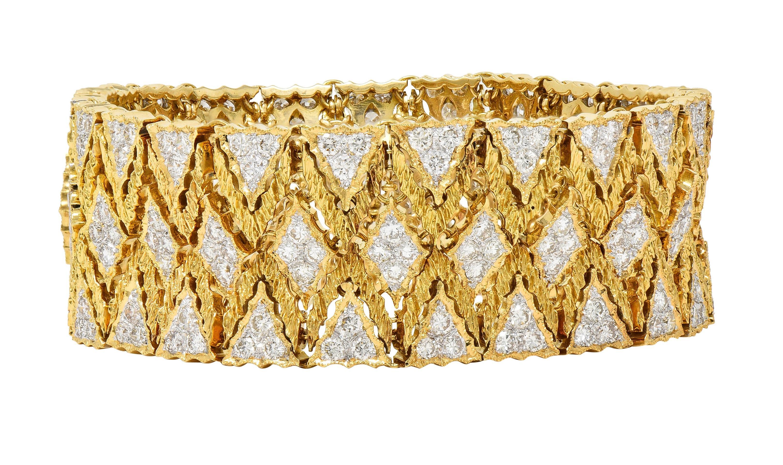 Brilliant Cut Buccellati 1970s 9.15 CTW Diamond 18 Karat Yellow Gold Textured Mesh Bracelet For Sale
