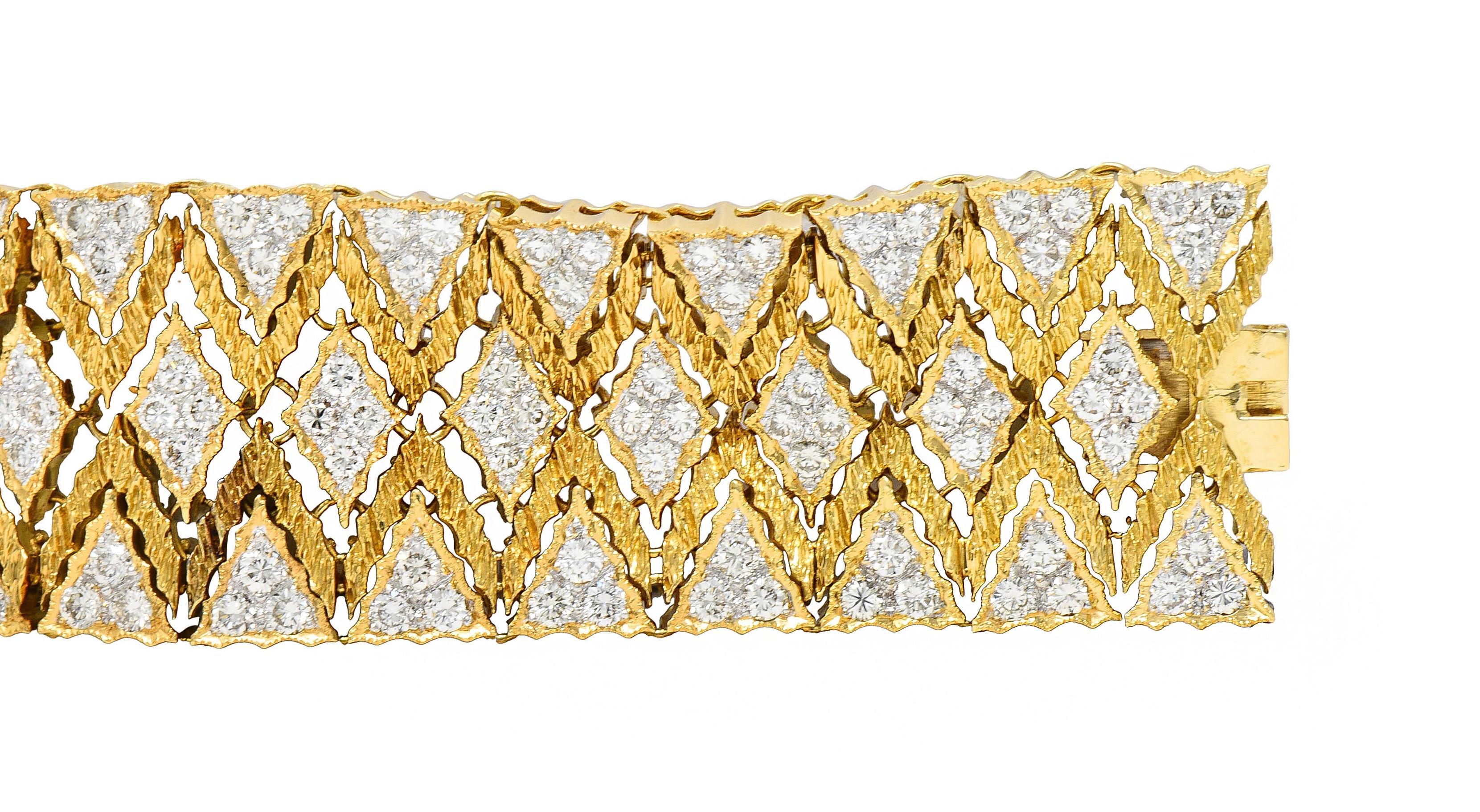 Buccellati 1970s 9.15 CTW Diamond 18 Karat Yellow Gold Textured Mesh Bracelet For Sale 1