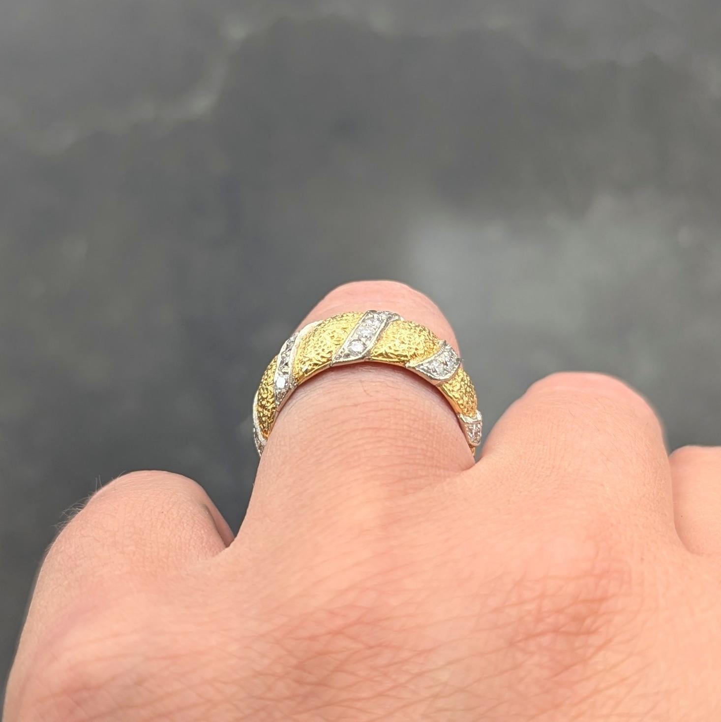Buccellati 1980's 1.20 CTW Diamond 18K Gold Eternelle Textured Vintage Band Ring For Sale 4