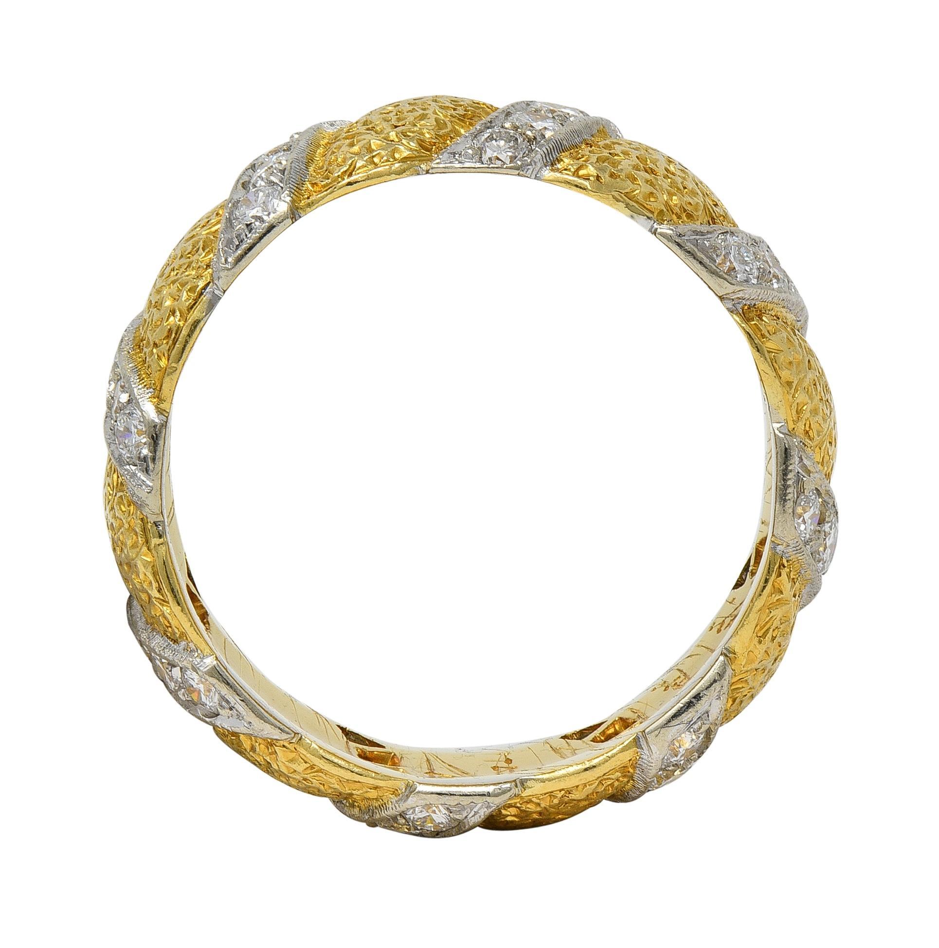 Buccellati 1980's 1.20 CTW Diamond 18K Gold Eternelle Textured Vintage Band Ring In Excellent Condition For Sale In Philadelphia, PA