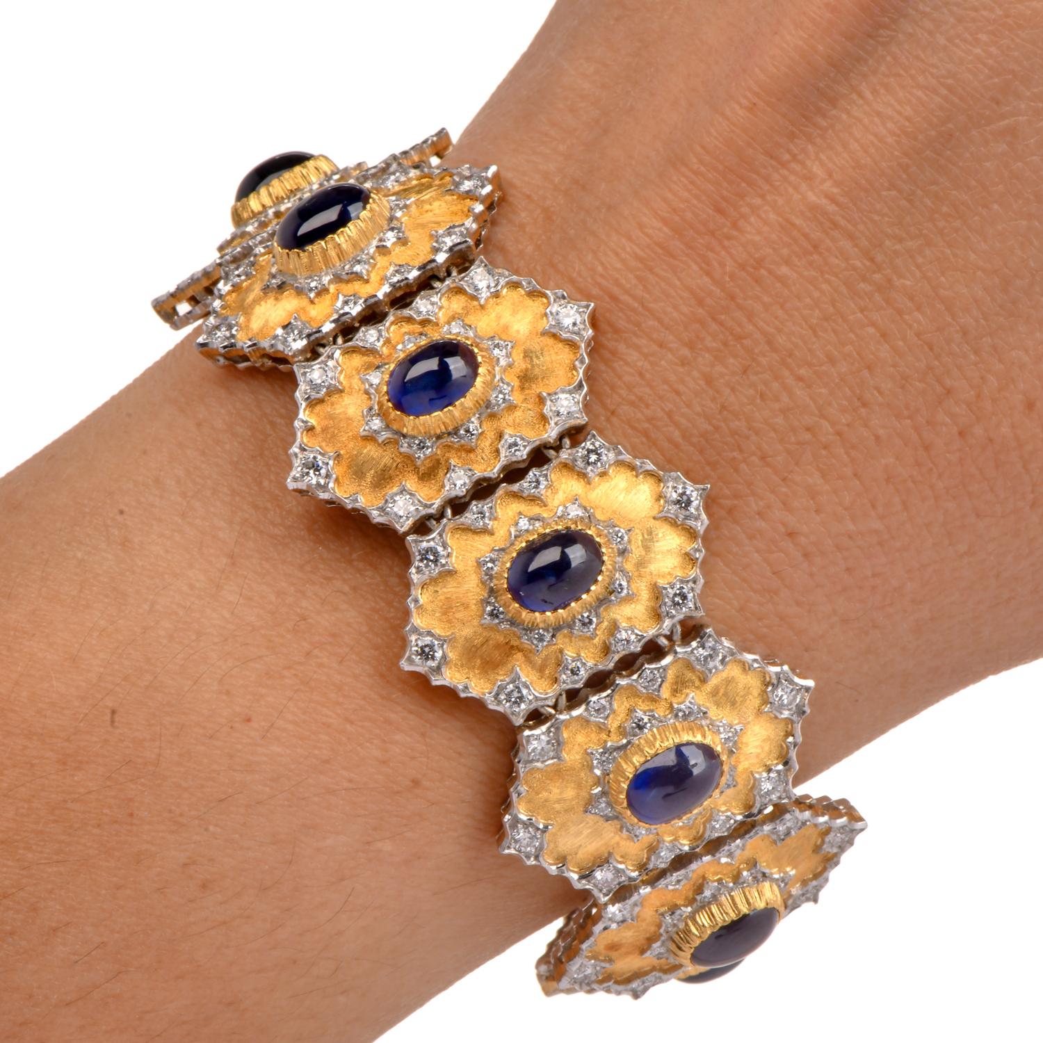 Circa 1980 Diamond Sapphire Hexagon Link 18K Gold Bracelet de la maison Gianmaria Buccellati, bracelet flexible à 11 sections.

Voici un magnifique bracelet large forgé en or jaune et blanc 18 carats de la maison Gianmaria Buccellati. Le bracelet à
