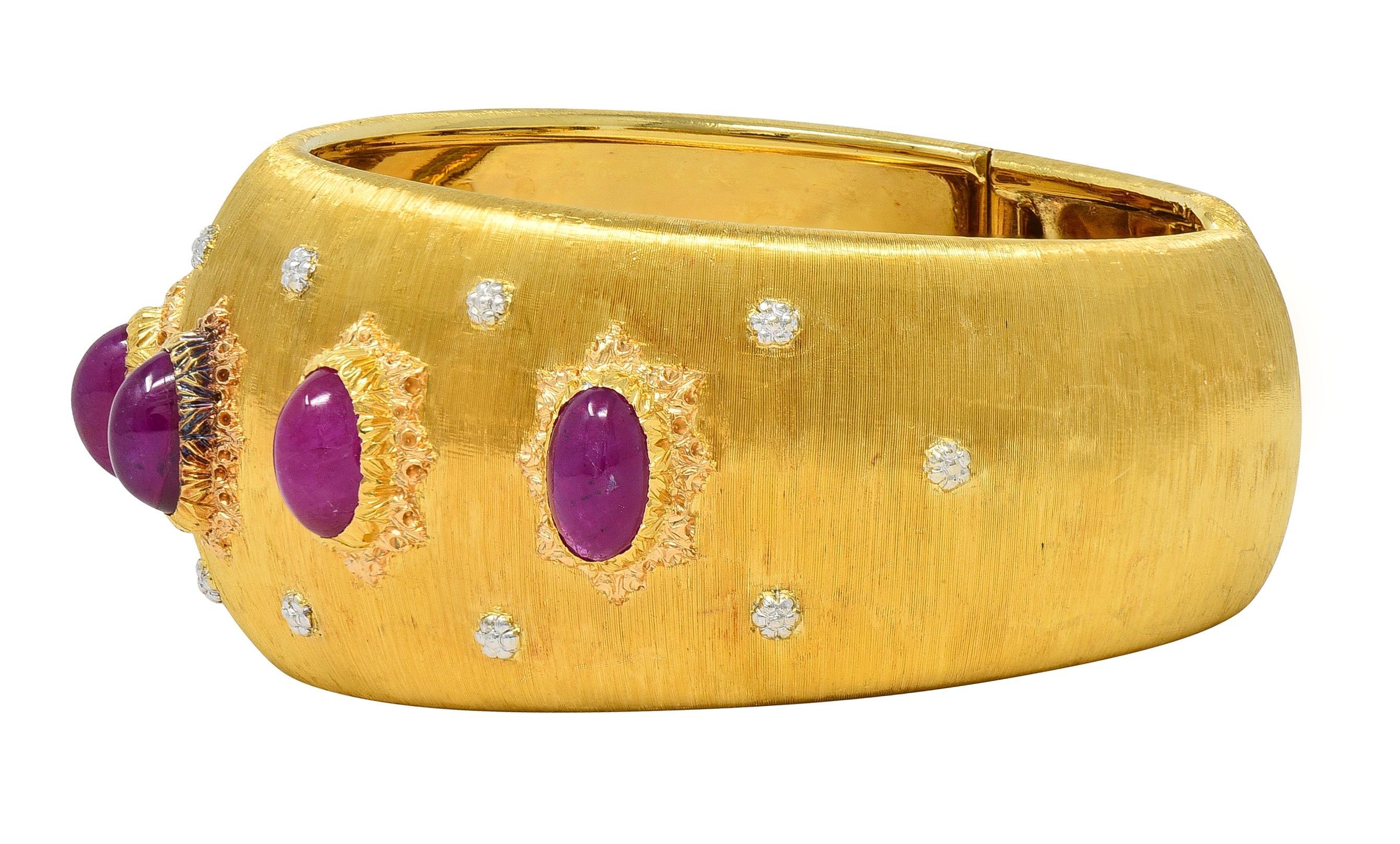 Buccellati 1980's Ruby 11.20 CTW 18K Two-Tone Gold Vintage Macri Cuff Bracelet For Sale 2