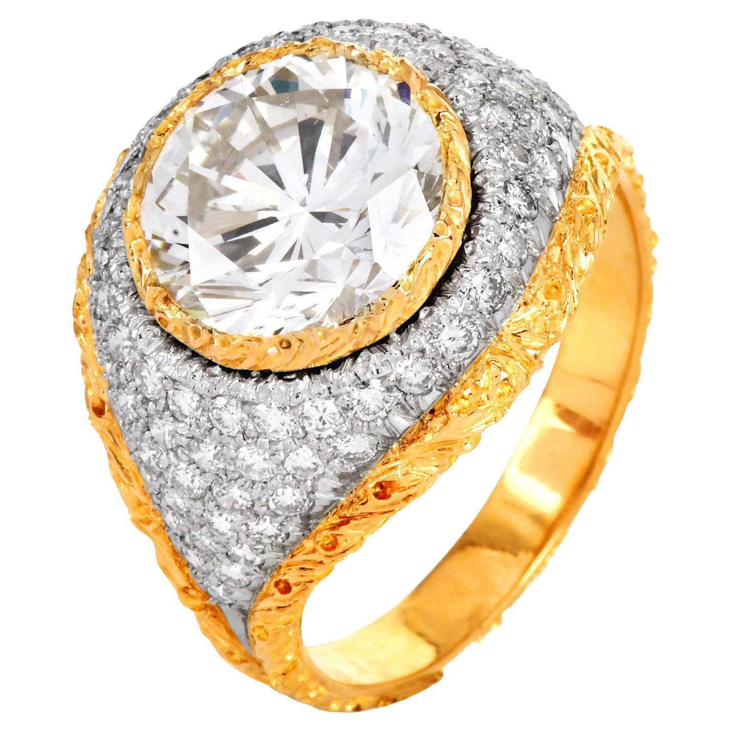Anello di fidanzamento a cupola in oro 18K con diamante da 6,85 carati di Buccellati in vendita