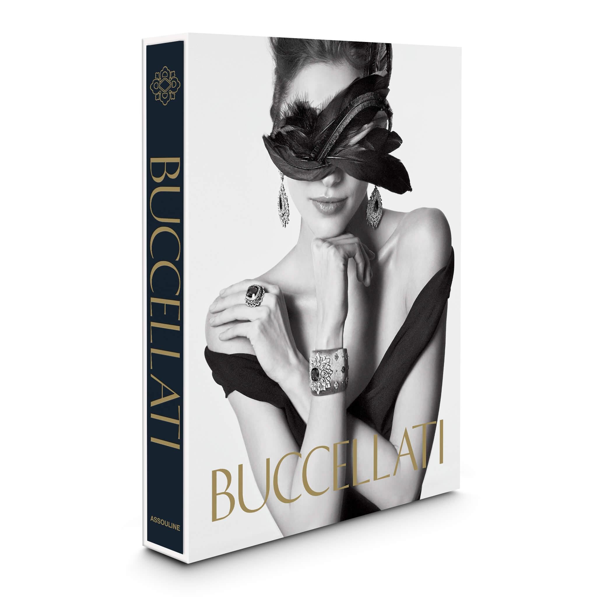 Since its establishment in Milan in 1919 by Mario Buccellati, a jeweler’s apprentice, the famed Italian jewelry house has developed and perfected its unique goldsmithing techniques over a century. Buccellati quickly became one of Italy’s most