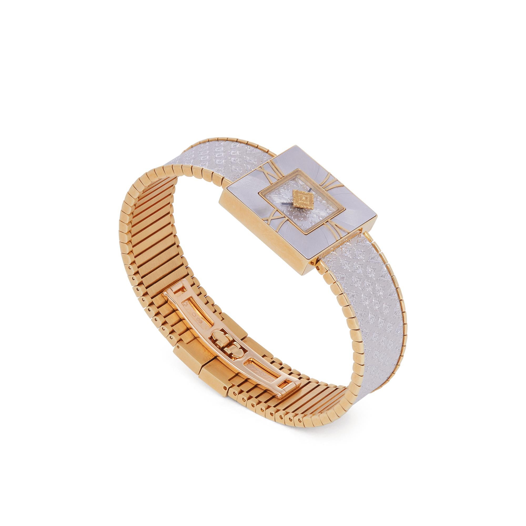 Authentische Buccellati Agalmachron Uhr, gefertigt aus 18 Karat Gelb- und Weißgold. Gehäuse 23 mm x 23 mm, Zifferblatt aus Weißgold, Armband aus gebürstetem Weißgold mit Details aus Gelbgold. Passt bis zu einem Handgelenk von 6 Zoll.  Quarzwerk Uhr