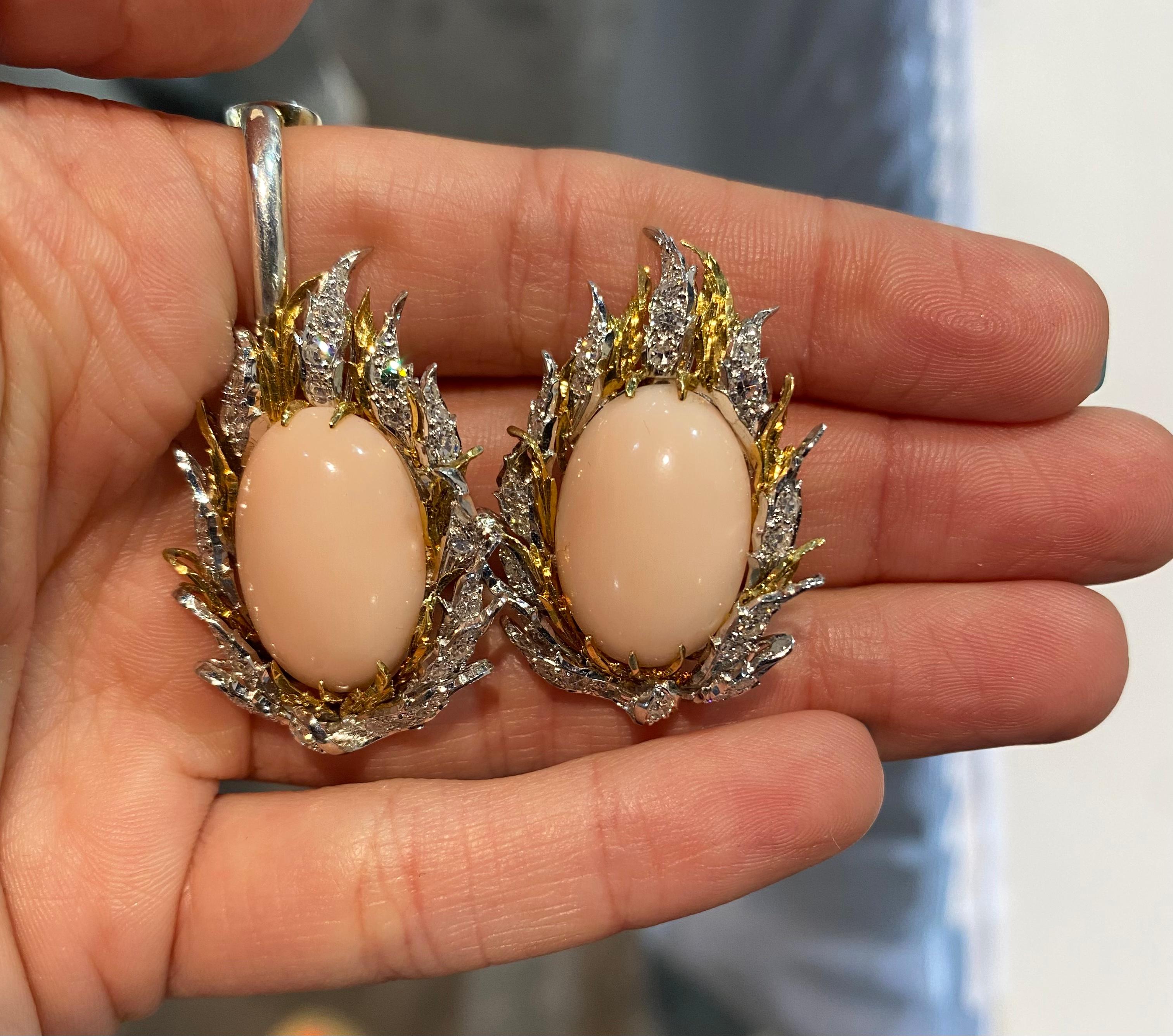 Buccellati Ohrringe aus Engelshautkoralle und Diamanten im Angebot 4