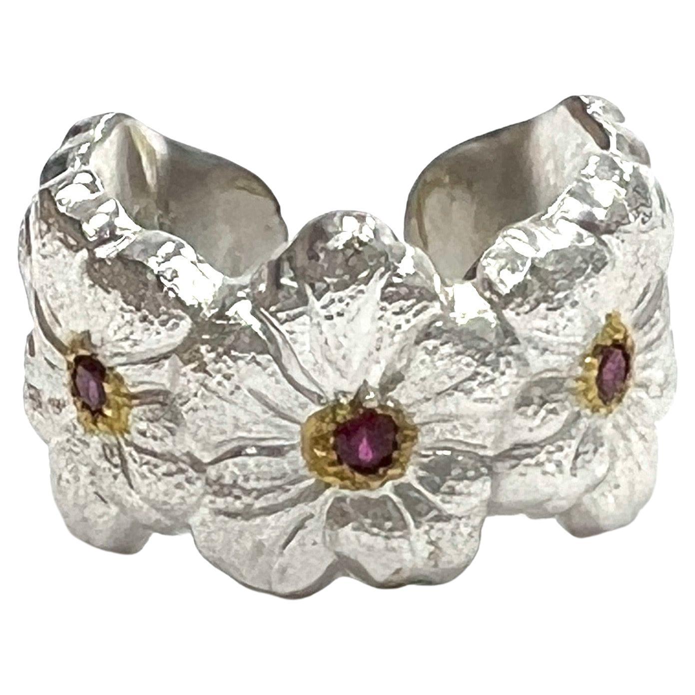 Buccellati Rubin-Ring aus Sterlingsilber mit Blüten im Angebot