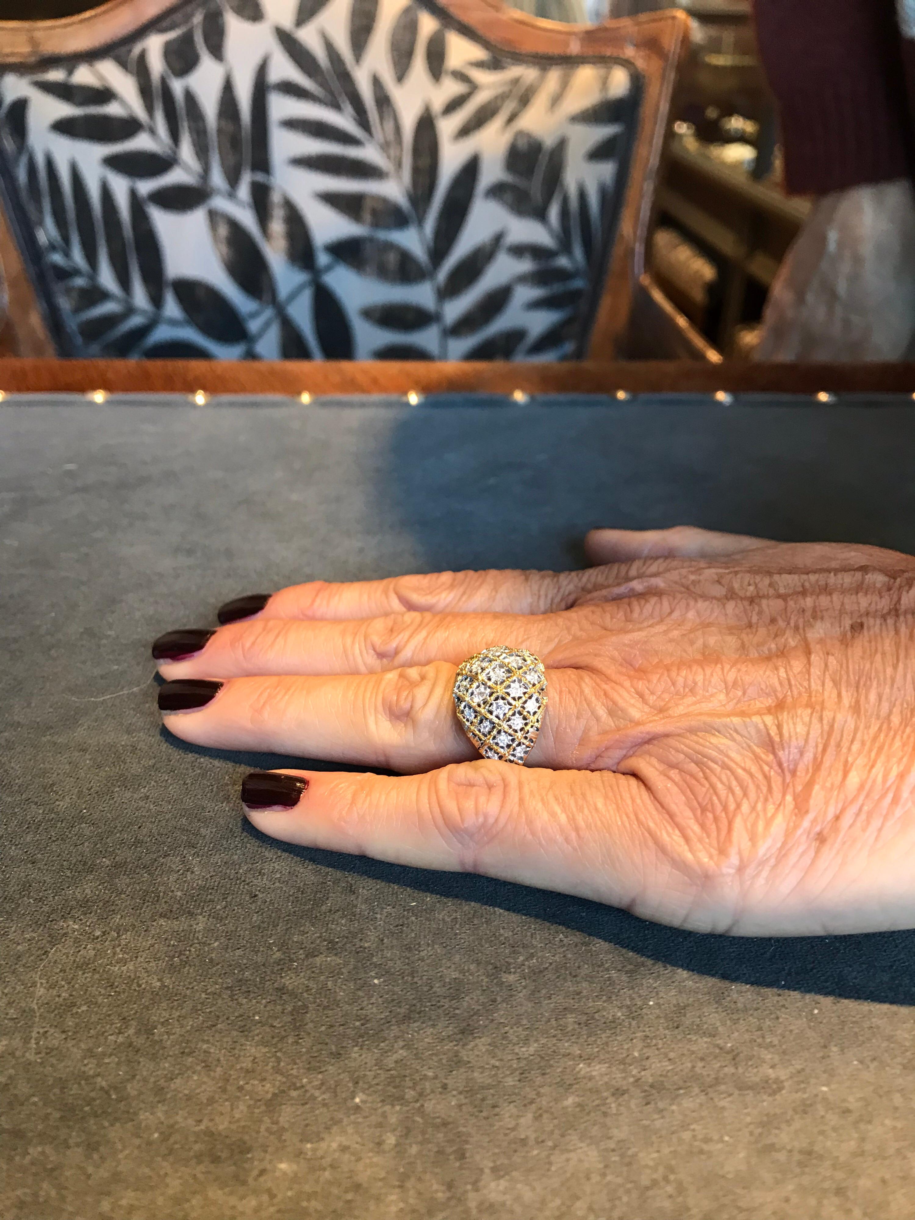 Buccellati Bombe White and Yellow Gold and Diamonds Ring In Excellent Condition In Firenze, IT