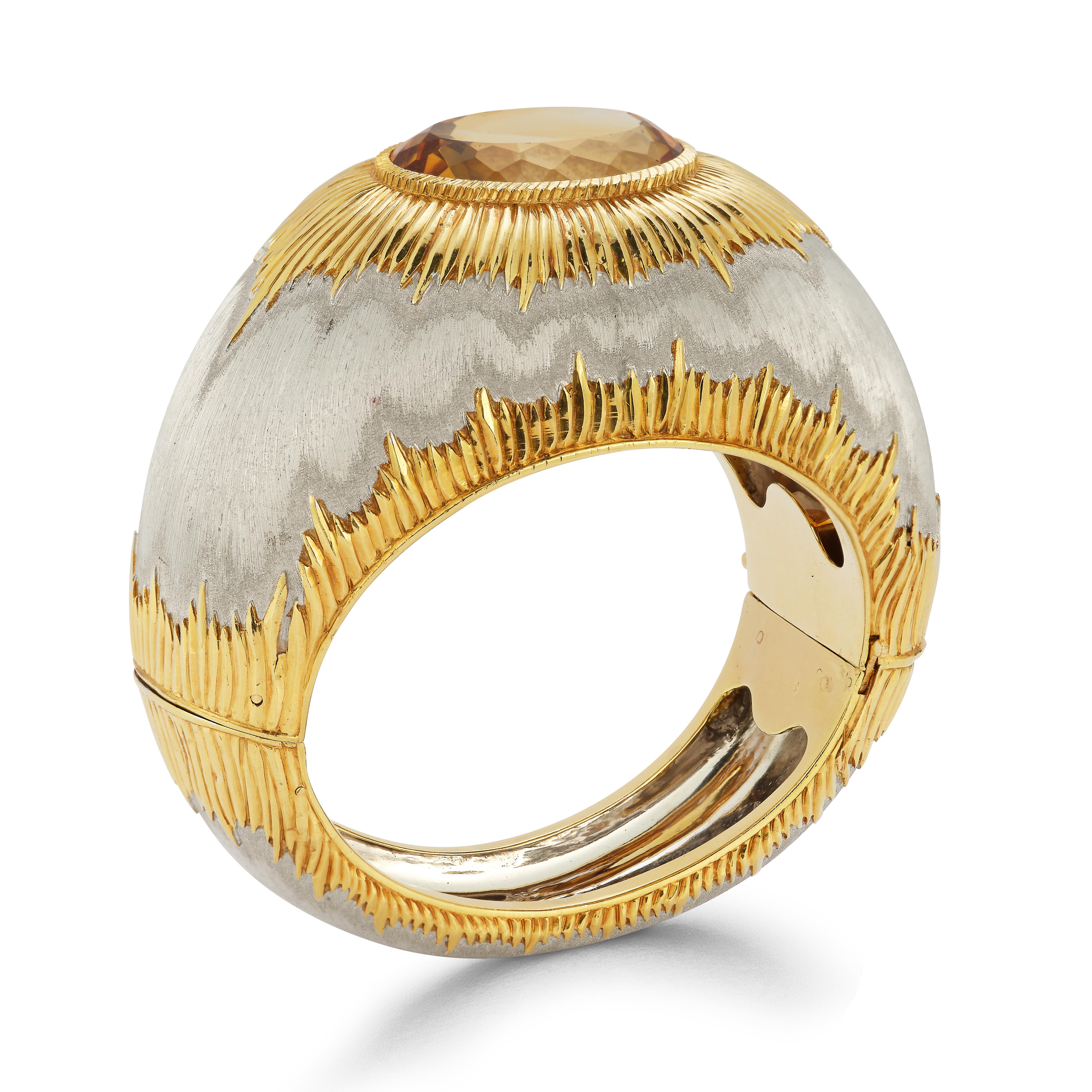 Buccellati Citrine Two Tone Gold Bangle Bracelet In Excellent Condition For Sale In New York, NY