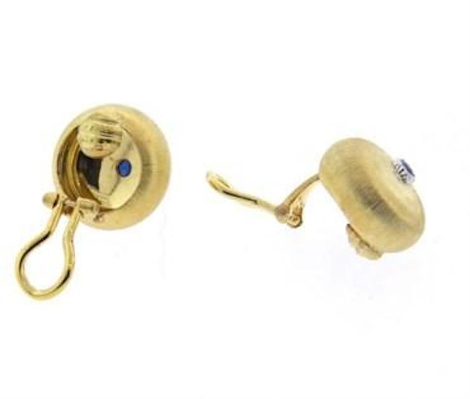 Round Cut Buccellati Classic Sapphire Gold Button Earrings For Sale