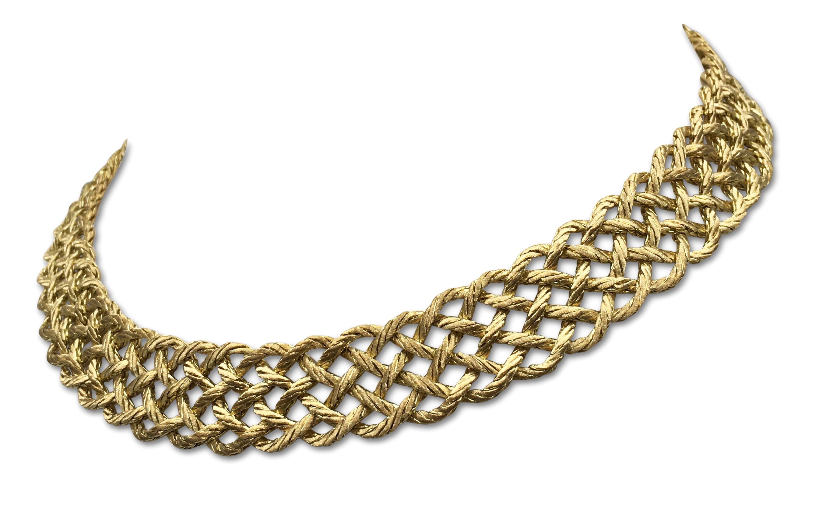 Authentic elegant Buccellati 'Crepe de Chine' necklace is designed as a flexible collar of loosely woven 18 karat yellow gold rope. Signed Buccellati, 18KT, Italy. The necklace is not presented with the original box or papers. CIRCA 2010s.