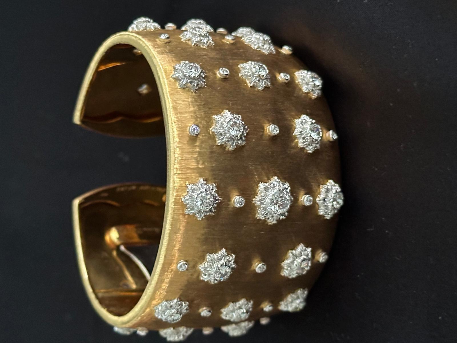 Manchette Buccellati Diamants et or 18k Pour femmes en vente