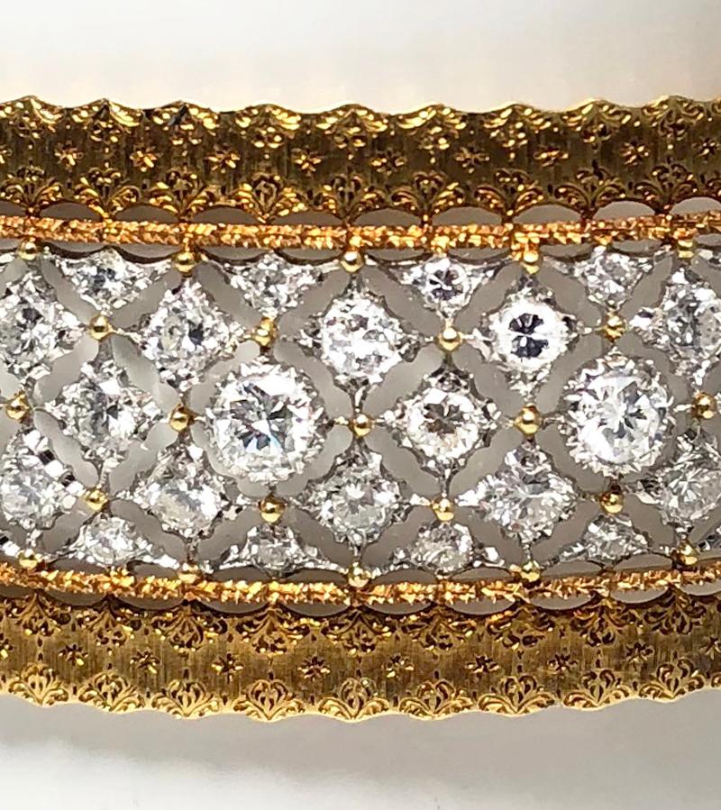 Buccellati Diamond and Gold Bangle Bracelet In Excellent Condition For Sale In New York, NY