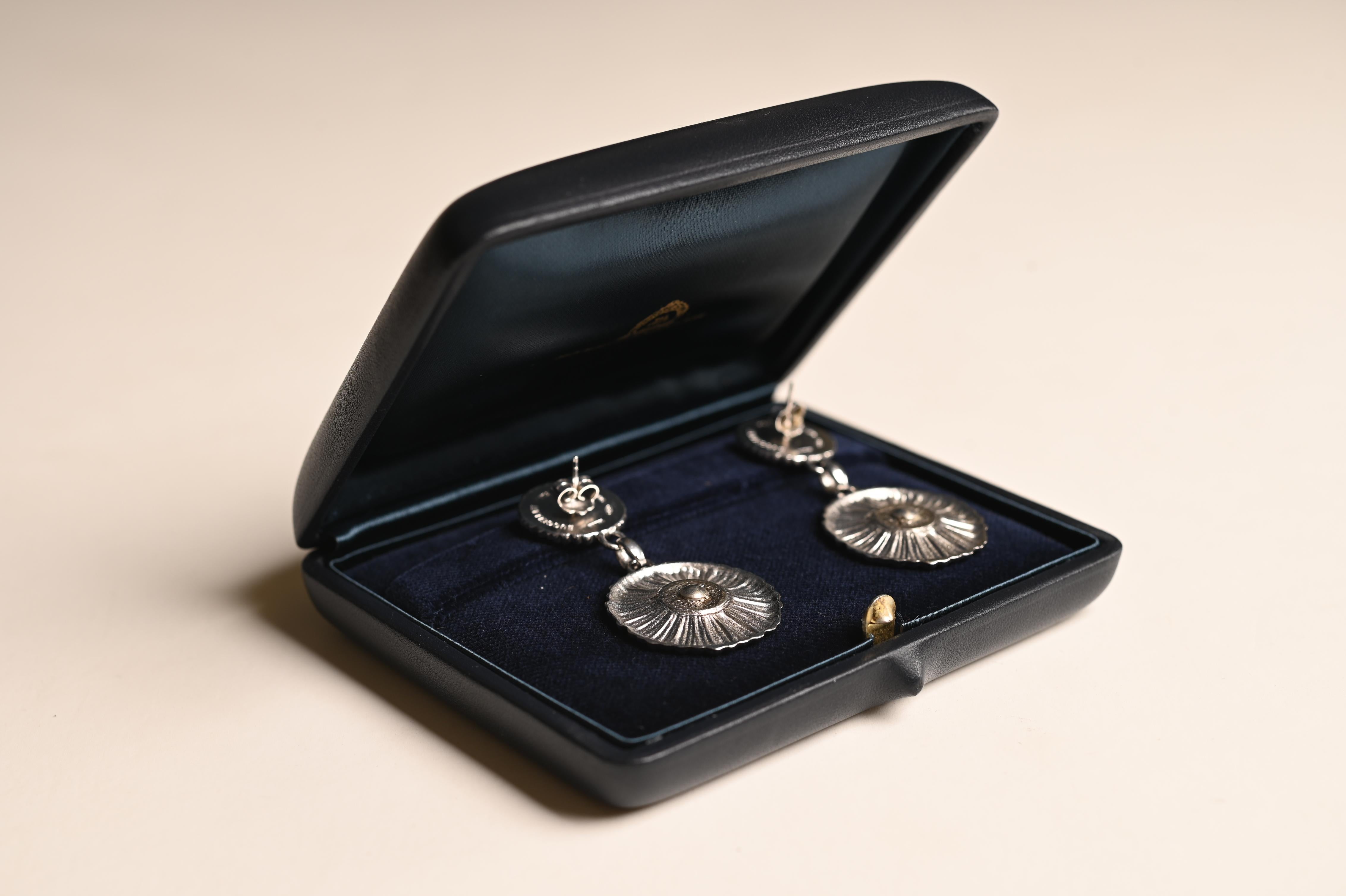 Buccellati Diamond (Approx 0.70-Carats) Earrings, Silver and Yellow Gold In Excellent Condition For Sale In New York, NY