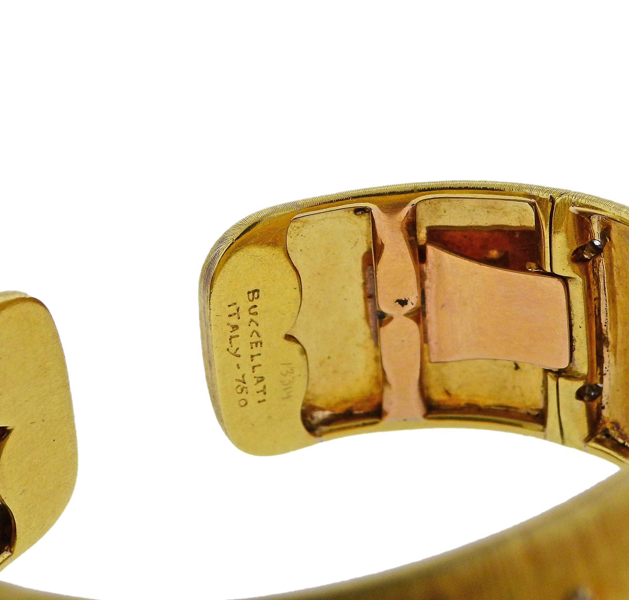 Buccellati Diamond Gold Classic Cuff Bracelet In Excellent Condition For Sale In Lambertville, NJ