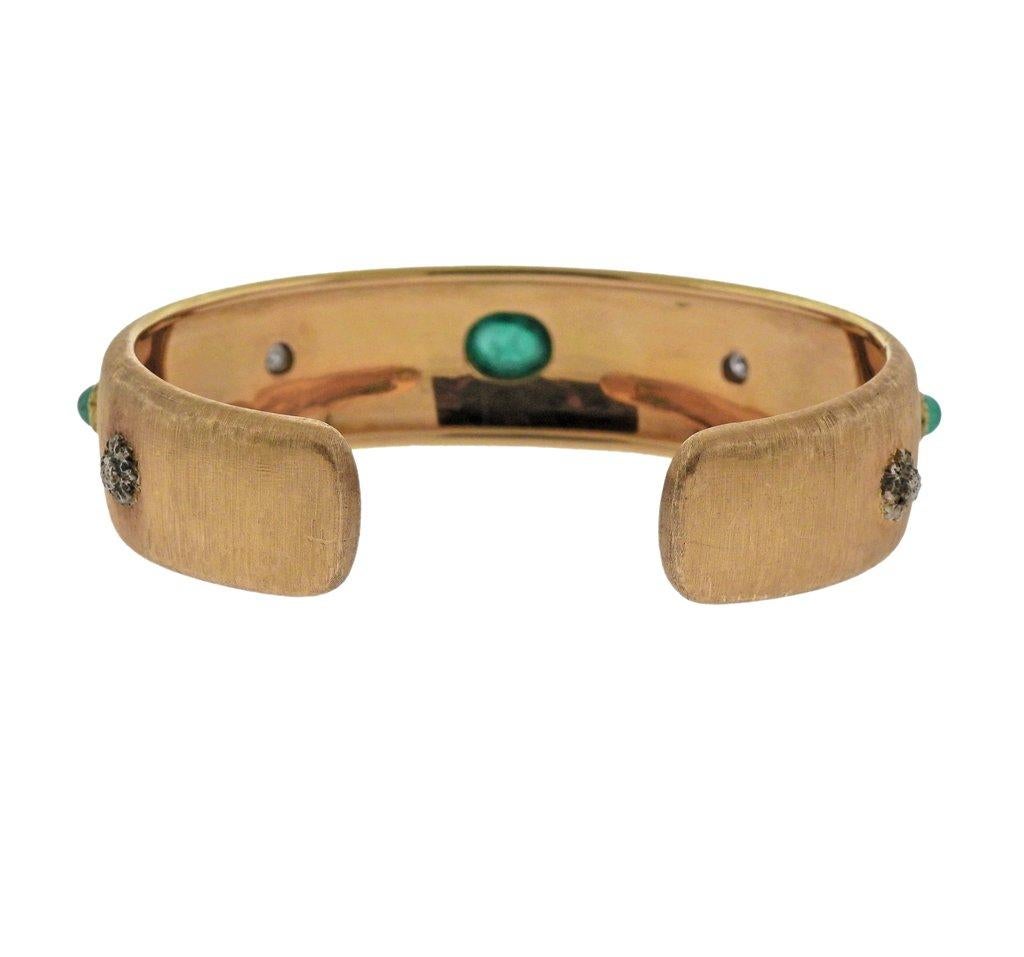 Round Cut Buccellati Emerald Diamond Gold Cuff Bracelet For Sale