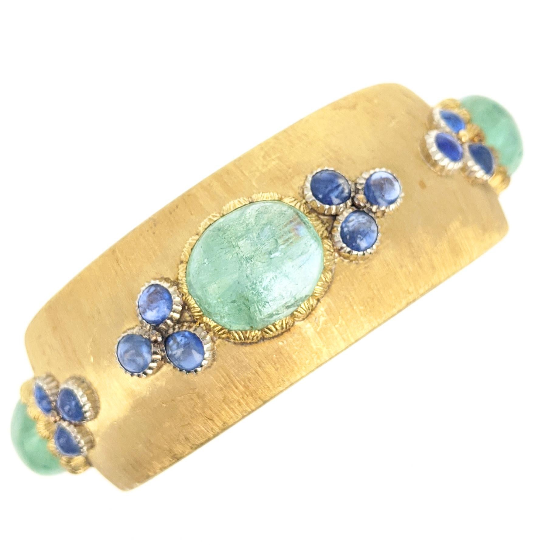 Cabochon Buccellati Emerald Sapphire Yellow Gold Cuff Bracelet