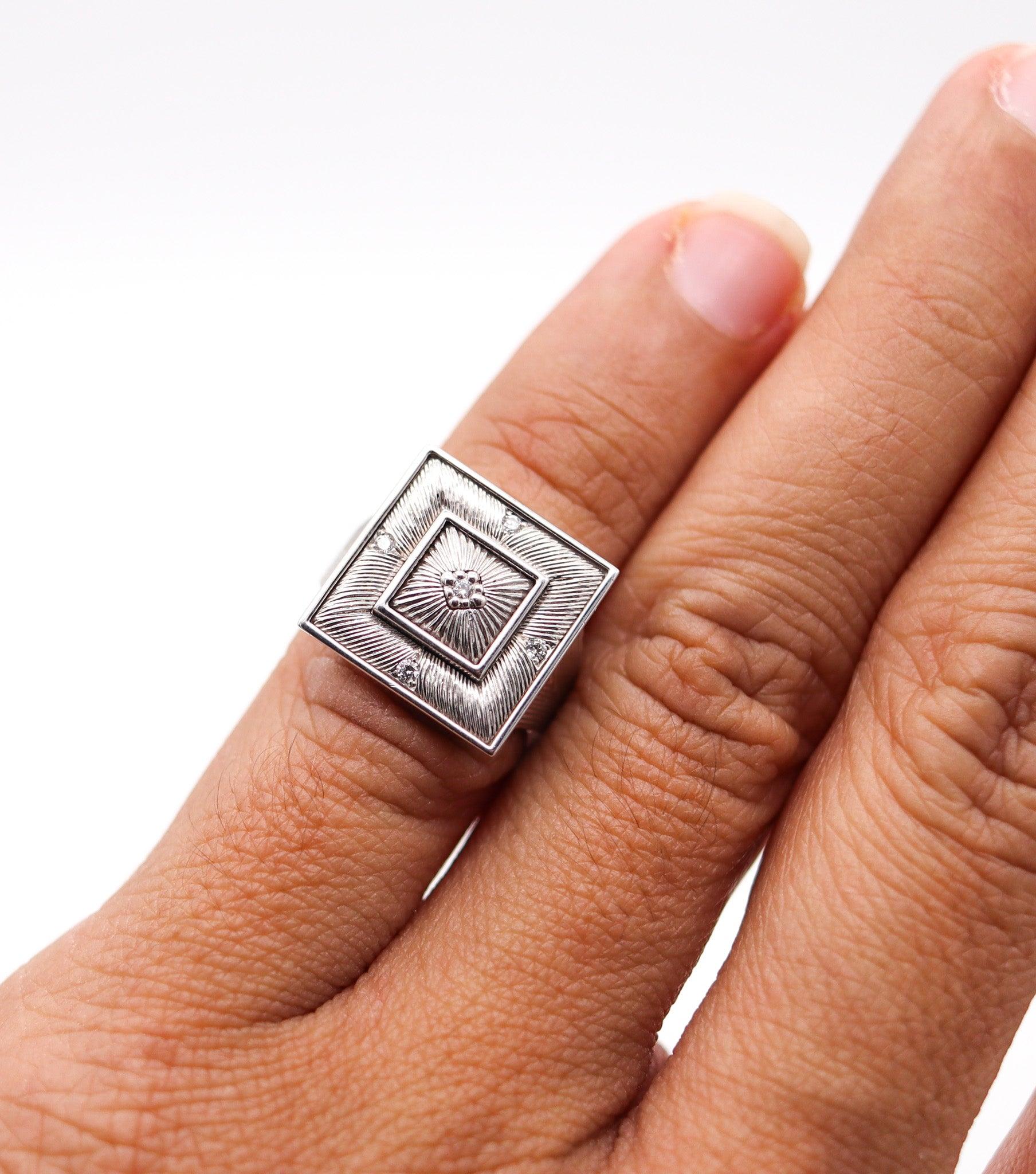 BUCCELLATI Etched Squared Cocktail Ring In 18Kt White Gold With Diamonds For Sale 6