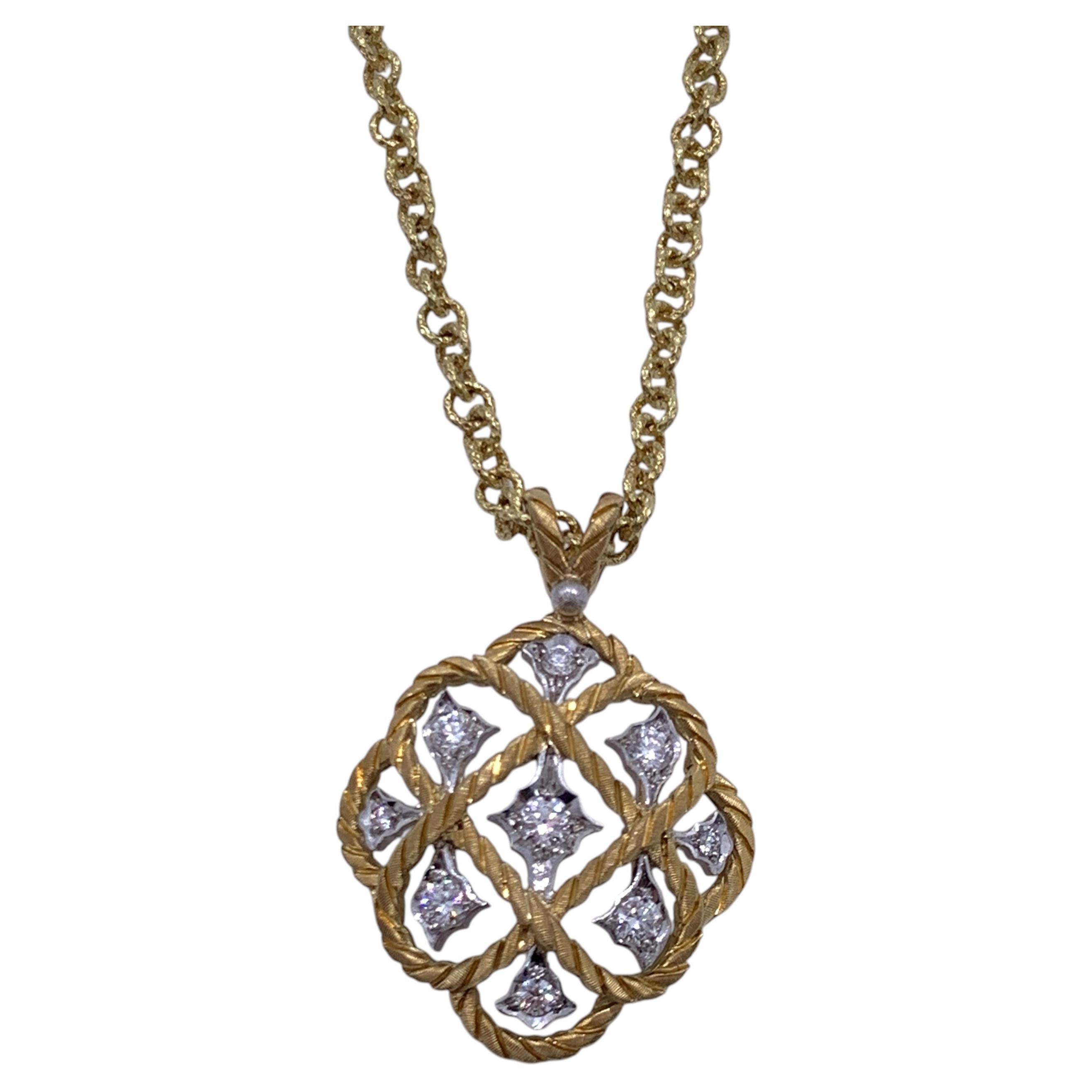 Collar con colgante de diamantes «Etoilee» de Buccellati, en oro amarillo y blanco de 18 quilates