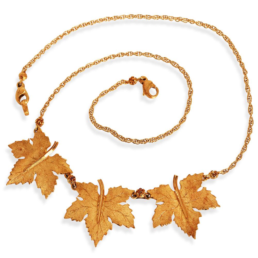 Collana con foglie d'acero in oro 18 carati Federico Buccellati Vintage in vendita 1
