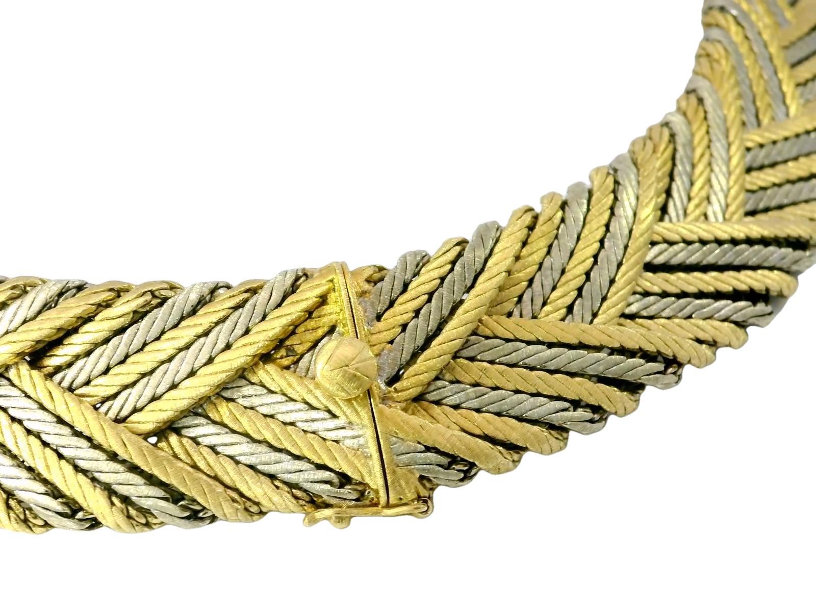 Women's Buccellati Woven Tricolor Necklace 18K Gold 'Fiammato' Herringbone Design For Sale