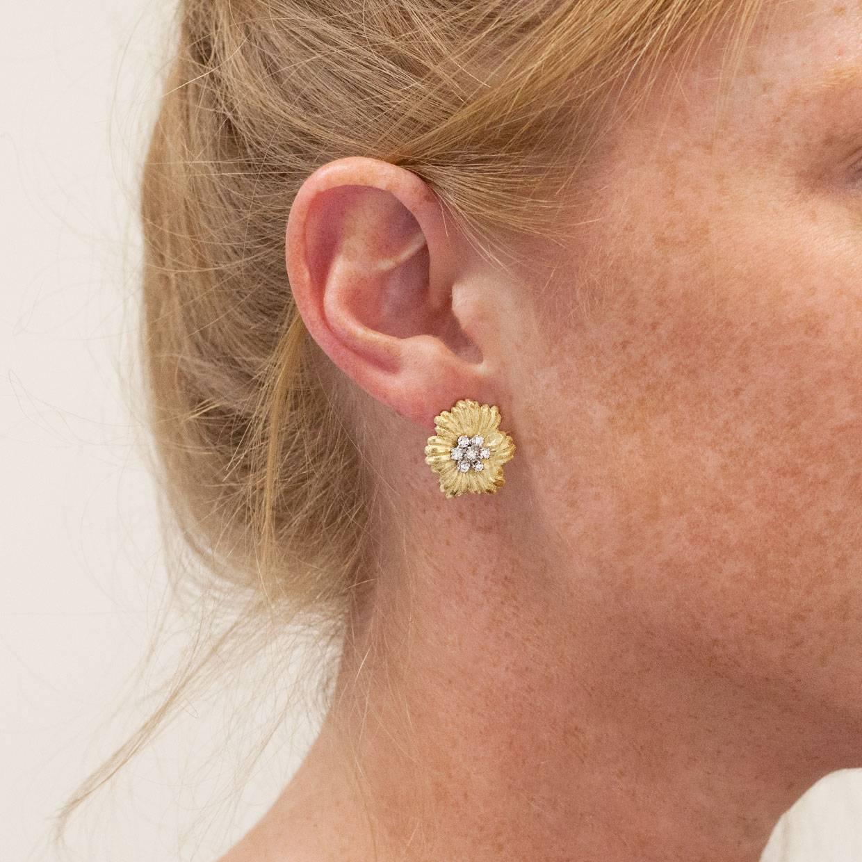 Women's Buccellati Fleur de Fleur Diamond Gold Earrings