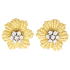 Buccellati Fleur de Fleur Diamond Gold Earrings