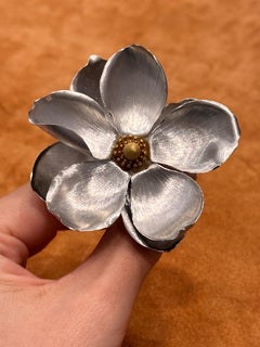 Buccellati Flower Brooch in White and Yellow Gold, circa 1980s