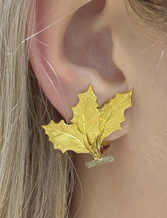 Buccellati Foglia Cardo Gold Leaf Earrings