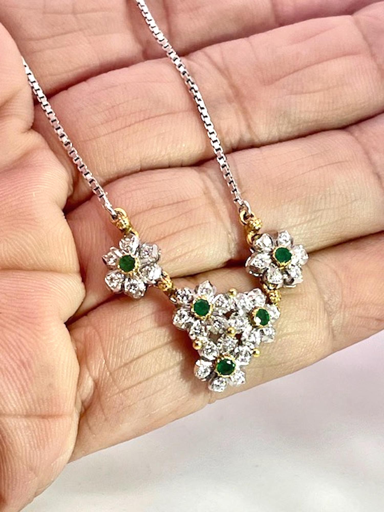Buccellati Collier Guirlande Émeraudes Diamants 18K en vente 5
