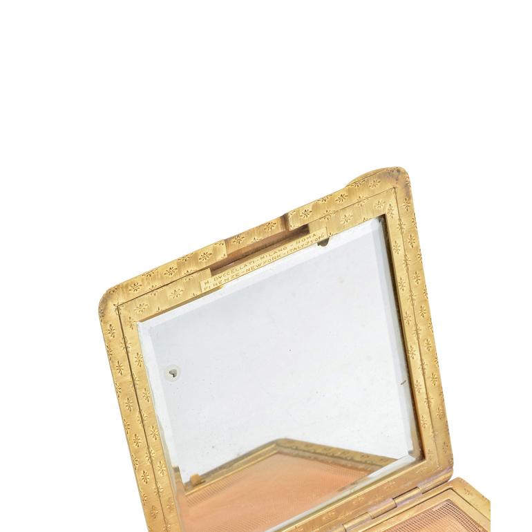 Buccellati Gold Compact with Mirror In Excellent Condition In Greenwich, CT