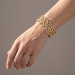 Bracciale Buccellati in oro e diamanti a traforo, firmato, circa 3,36 ct