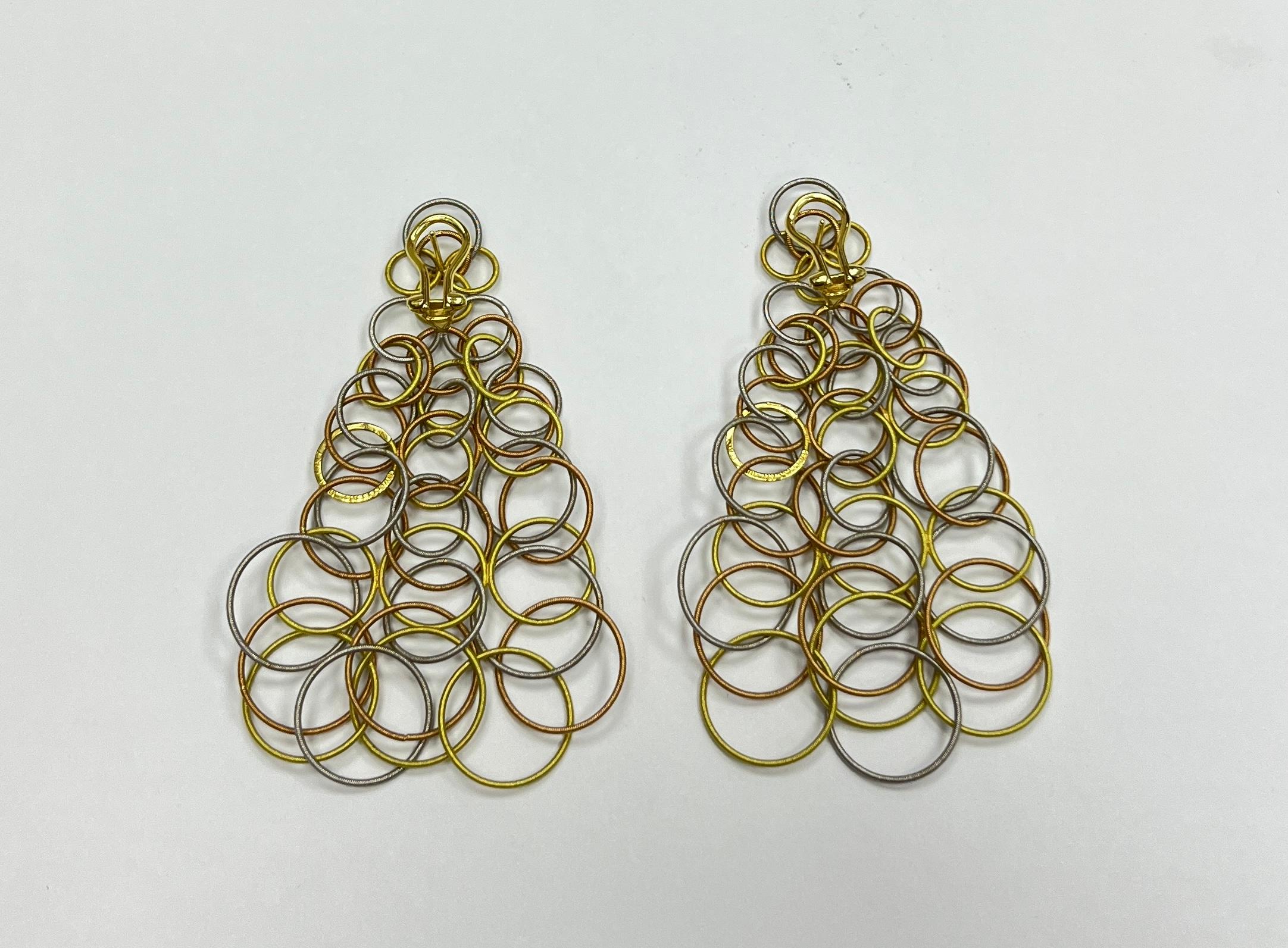 De las mujeres Pendientes gota Buccellati Hawaii 18K Tri Color Gold Circle en venta