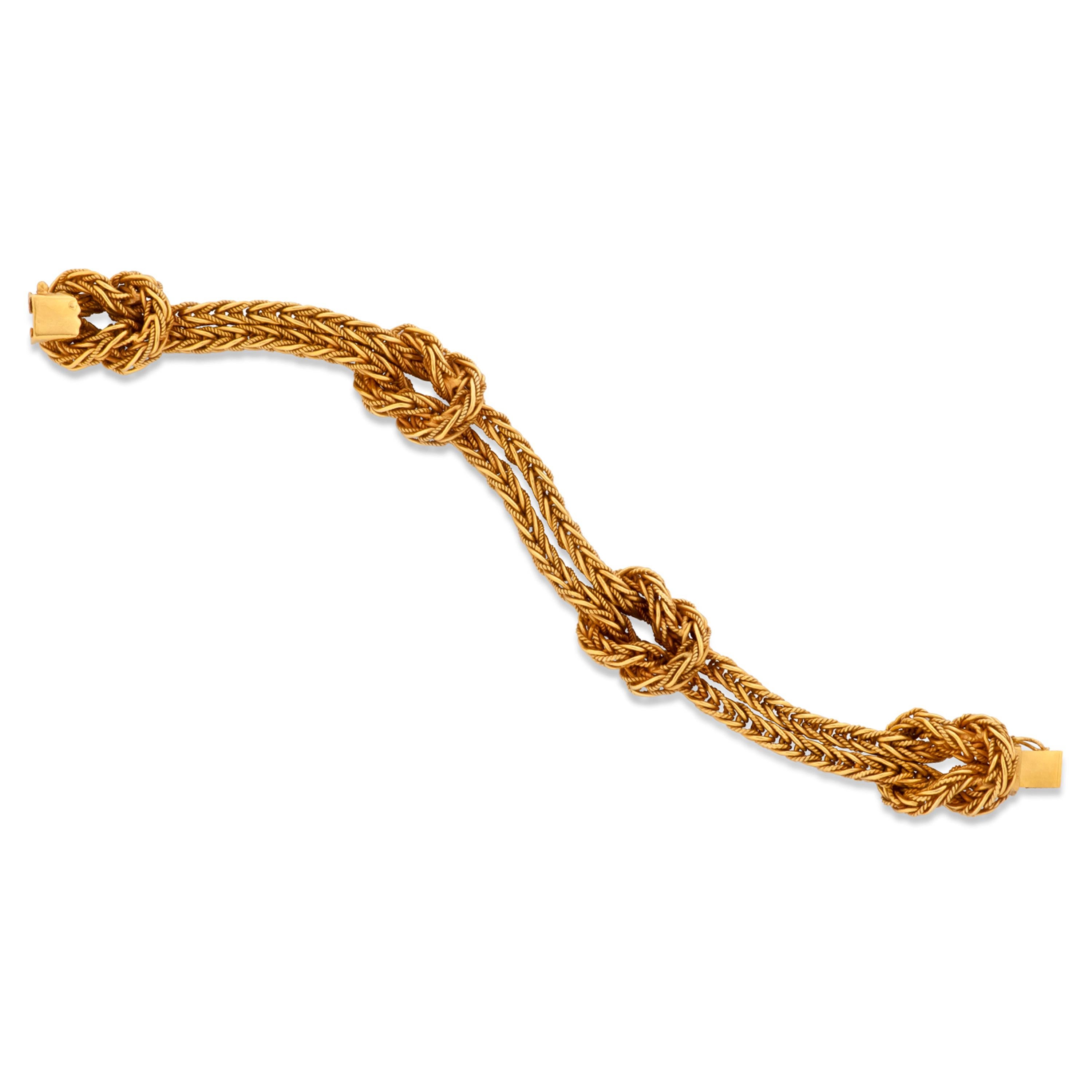 Buccellati Knotted Double Rope Bracelet in 18 Karat Yellow Gold In Good Condition In Philadelphia, PA